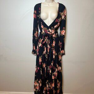 Vici Black Romantic Floral Maxi Dress (S)